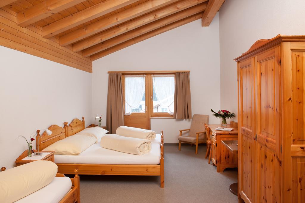 Lumbrein Hotel Pez Regina חדר תמונה